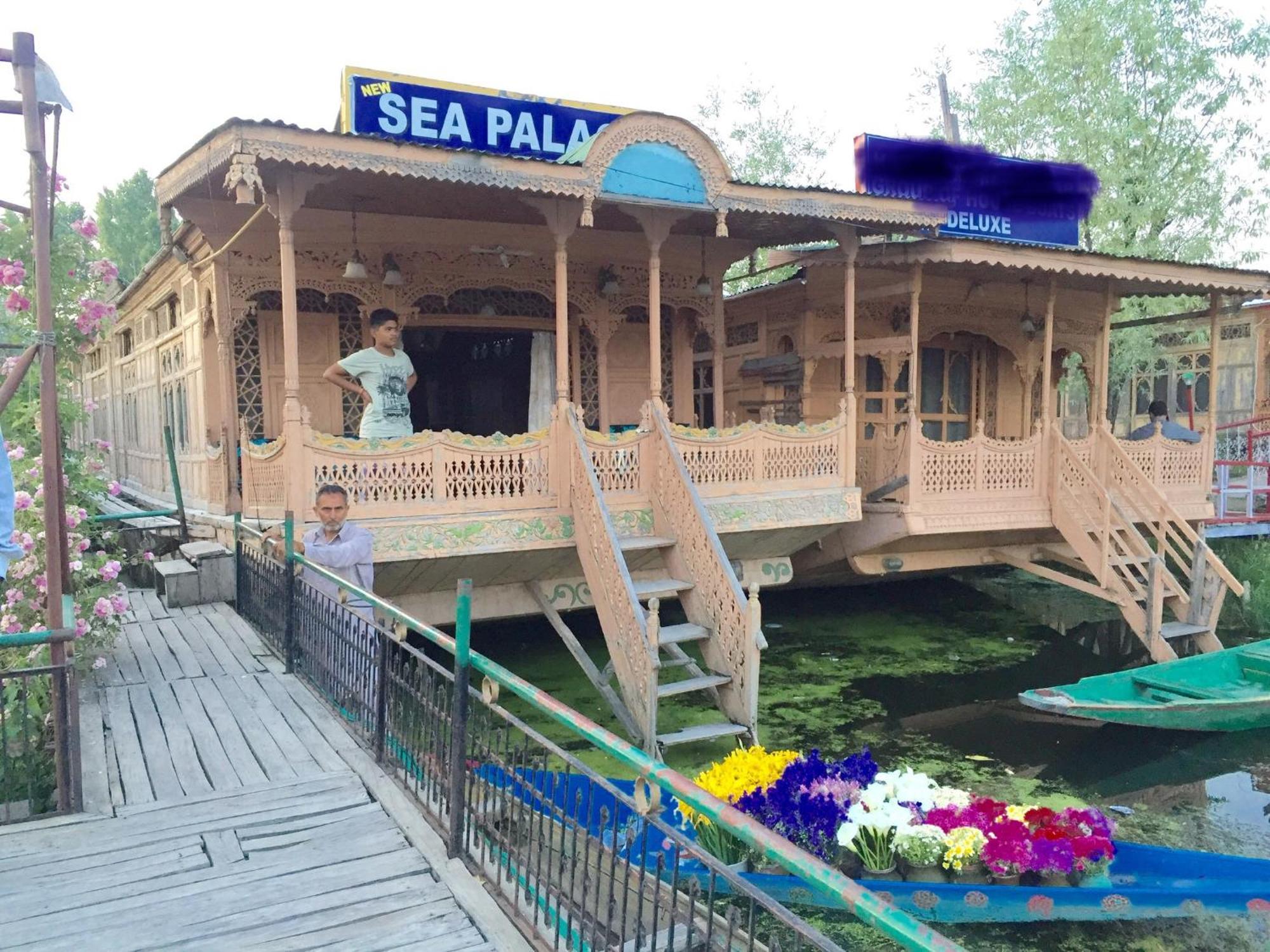 New Sea Palace Houseboats Srīnagar Exterior foto
